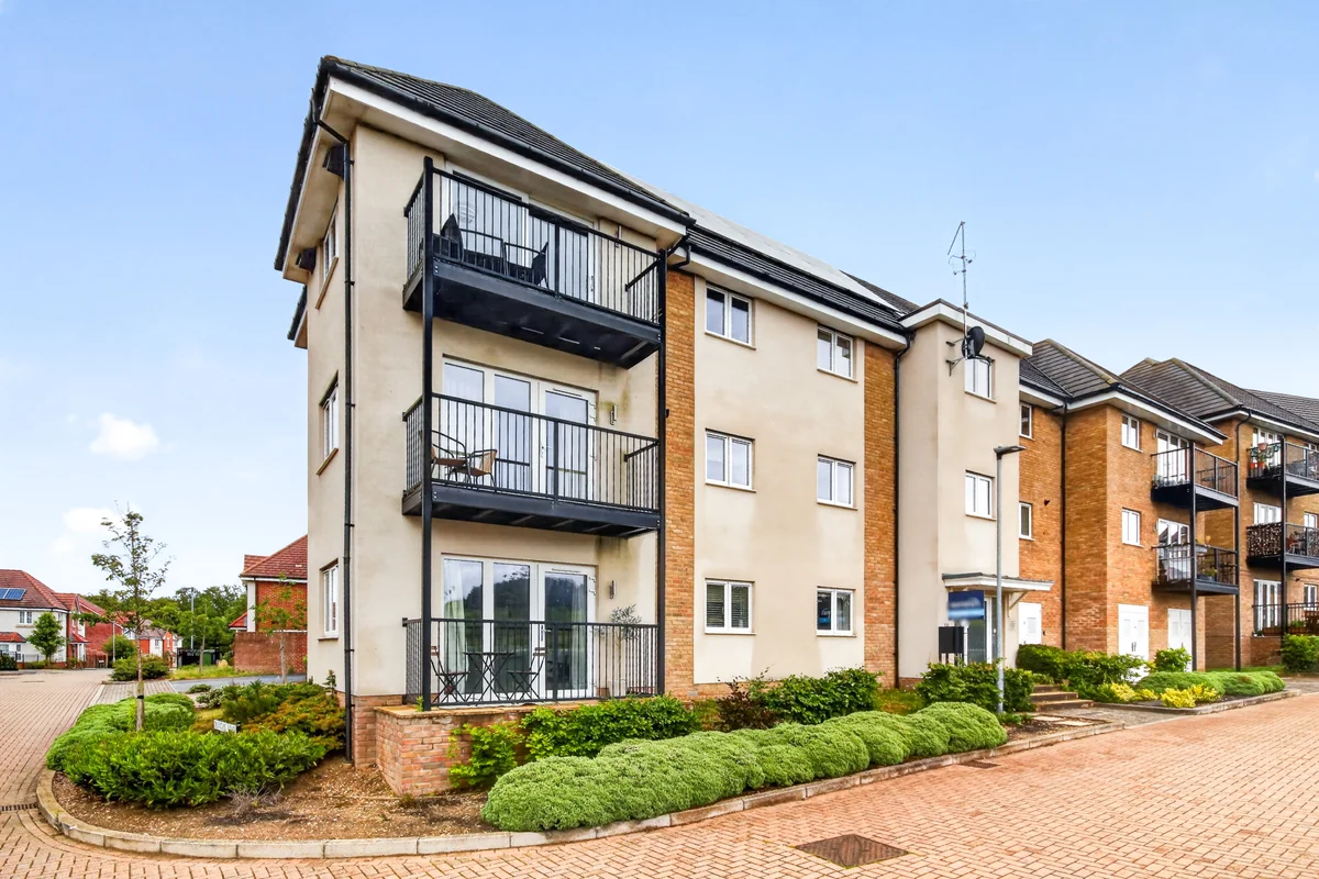 Ellwood Fields, Binfield, RG42