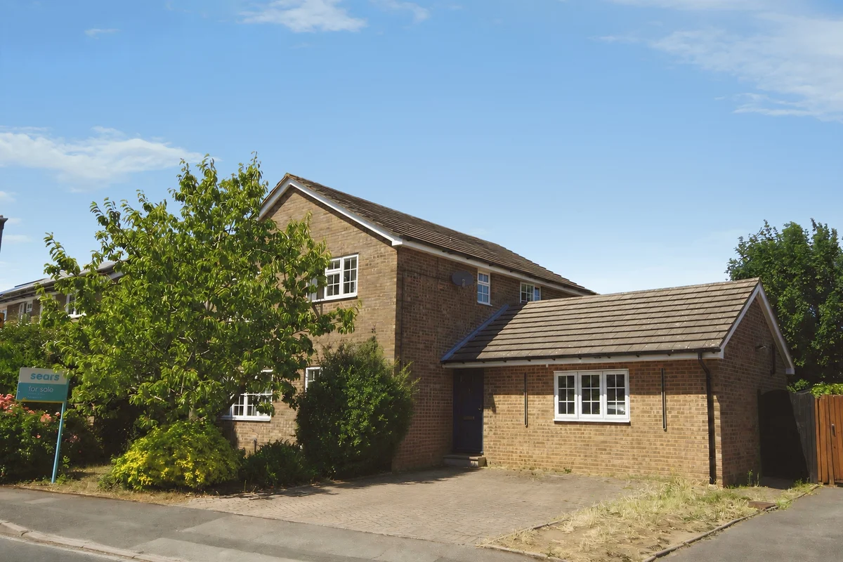 Knox Green, Binfield, RG42