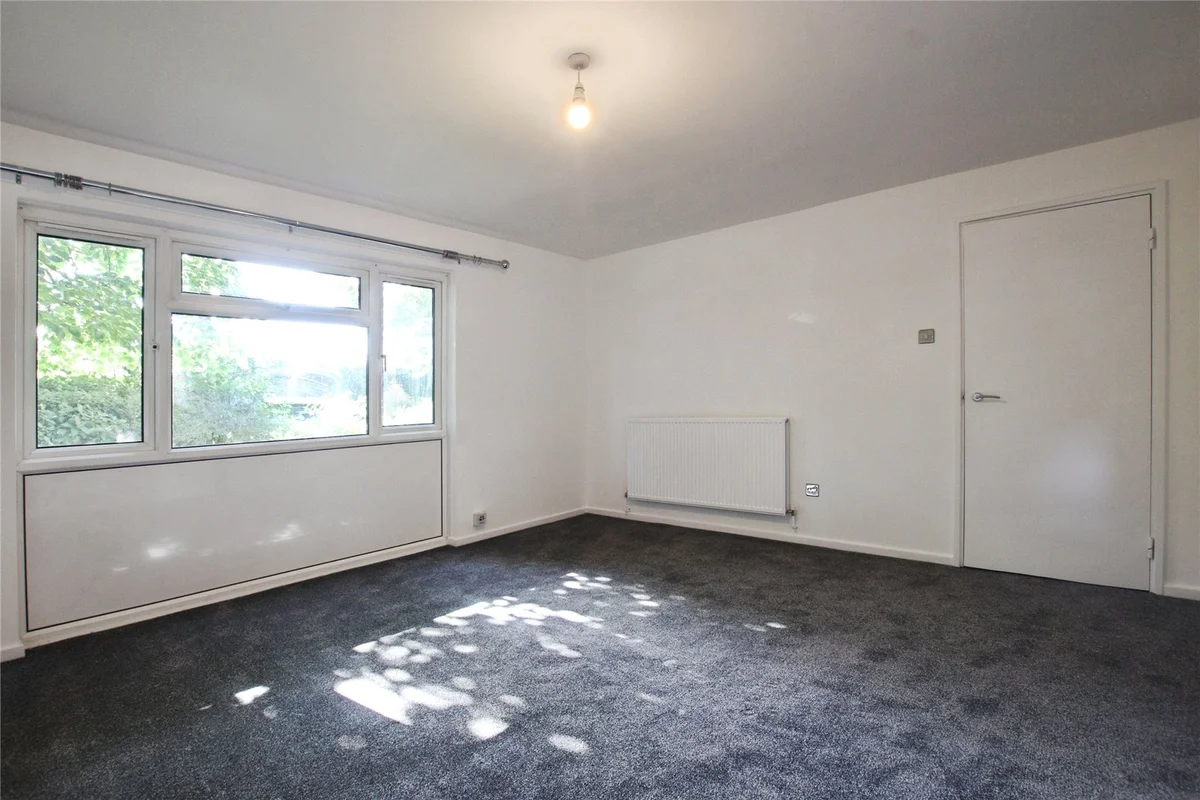 Naseby, Bracknell, RG12