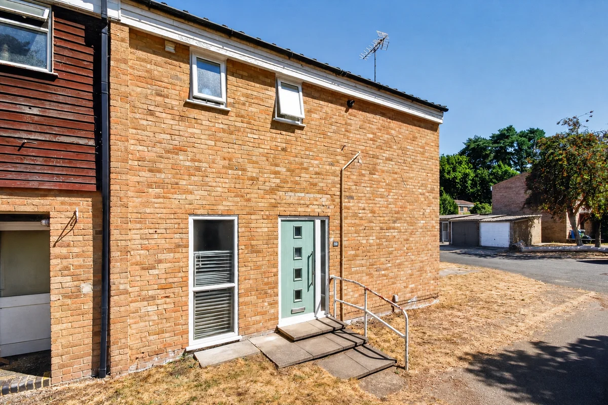 Dryden, Bracknell, RG12