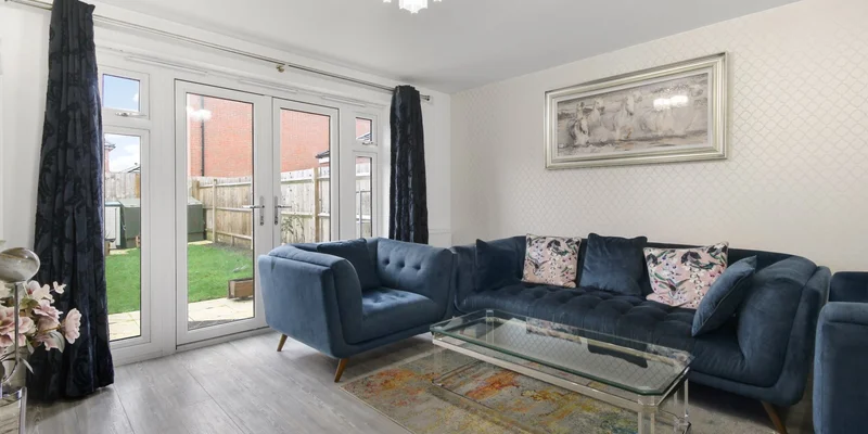 Hodgkin Way, Wokingham - Image 3
