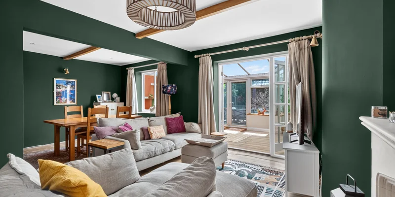 The Village, Finchampstead, Wokingham, RG40 - Image 2