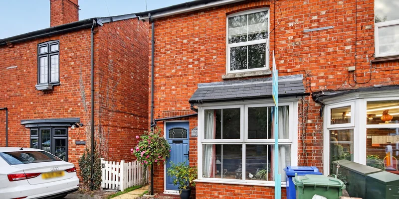 2 bedroom semi-detached for sale