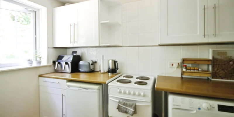 Crofton Close, Bracknell, RG12 - Image 2