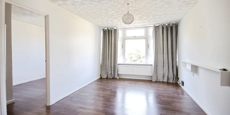 South Lynn Crescent, Bracknell, RG12 - Image 3