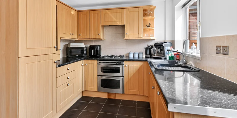 Farley Copse, Binfield, Bracknell, RG42 - Image 2