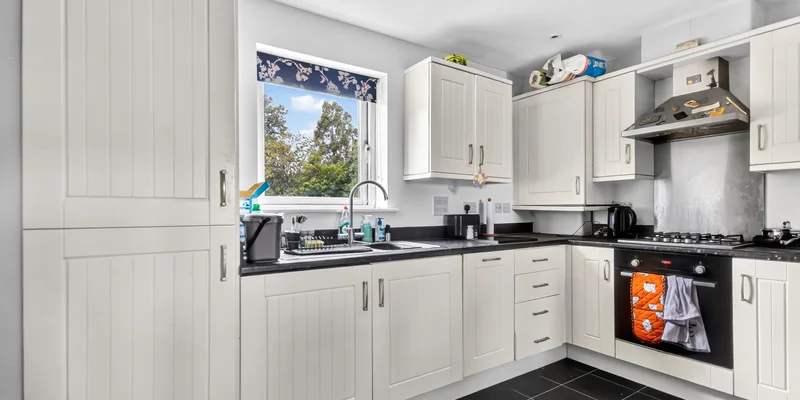 Hampden Crescent, Bracknell - Image 2