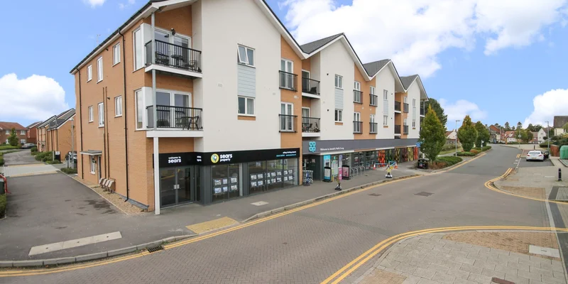 Falcon Way, Bracknell - Image 2