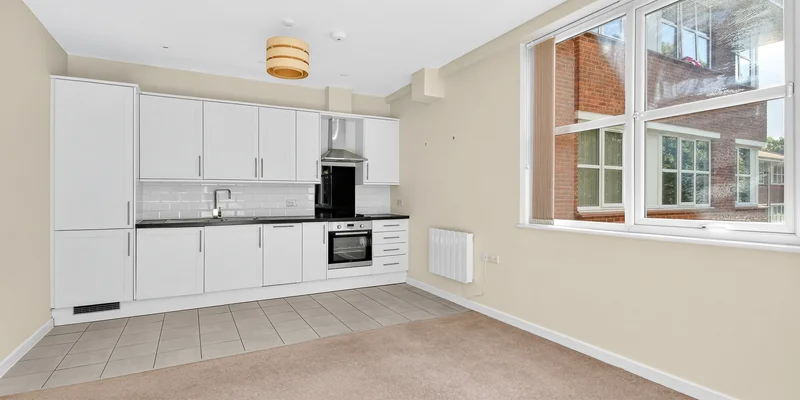 Emmview Close, Wokingham, RG41 - Image 3
