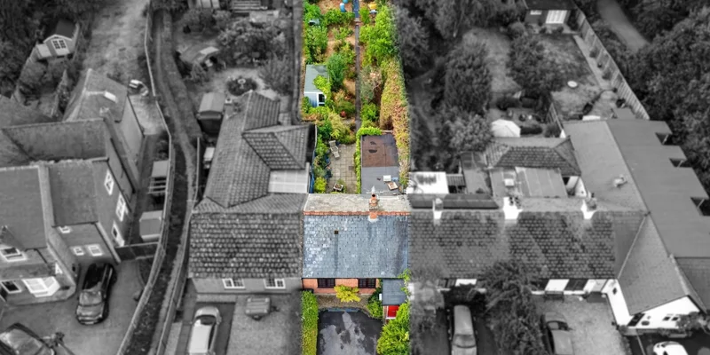 2 bedroom terraced bungalow for sale