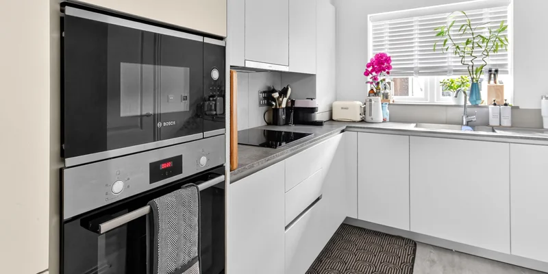 Woodward Lane, Warfield, Bracknell, RG42 - Image 3