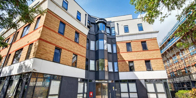 2 bedroom flat for sale