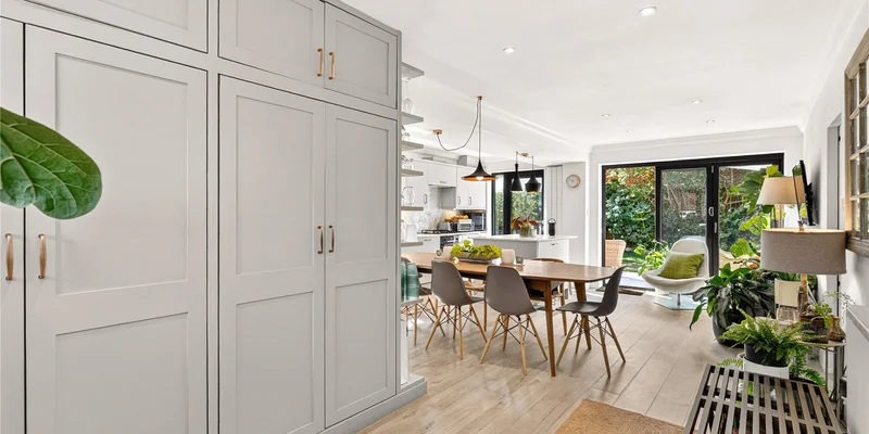 Chavey Down, Ascot, SL5 - Image 2