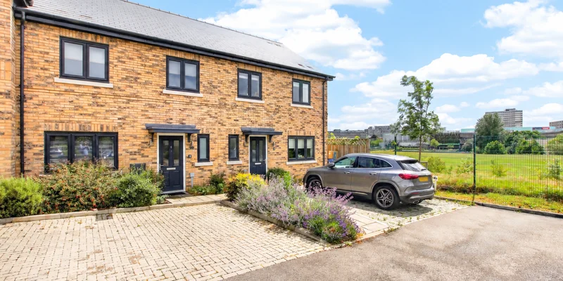 3 bedroom terraced for sale