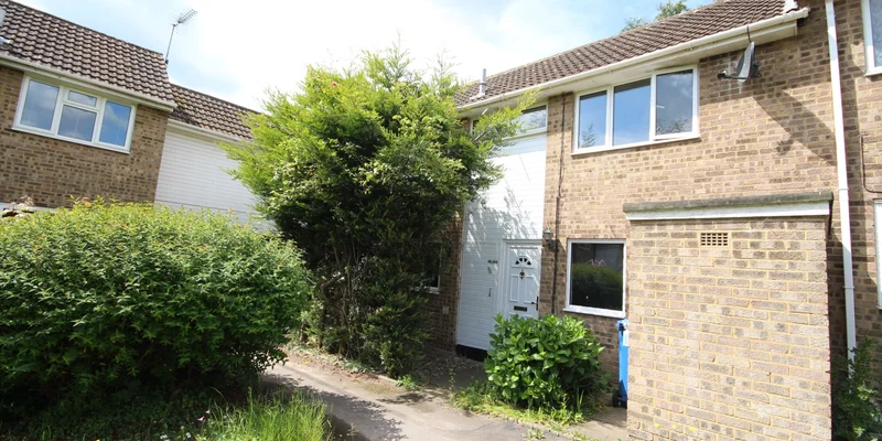4 bedroom terraced for rent