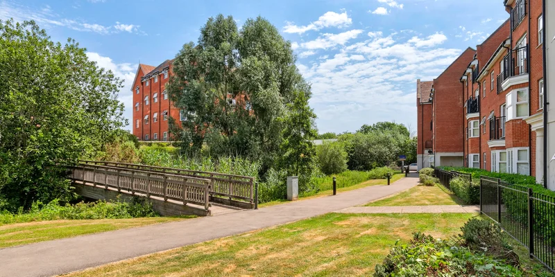 Ashville Way, Wokingham, RG41 - Image 2