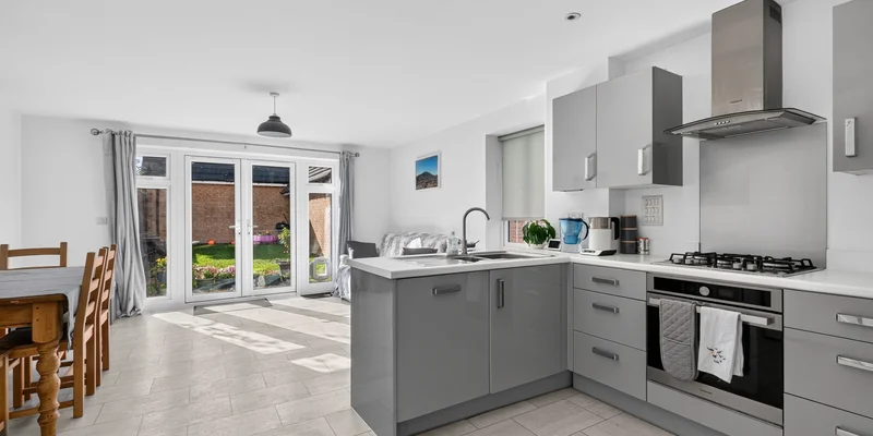 Duffet Drive, Winnersh, RG41 - Image 2