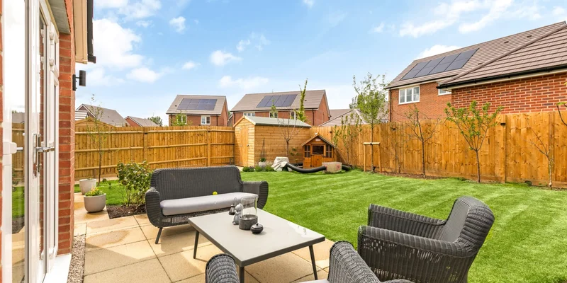 Fieldfare Lane, Wokingham - Image 3