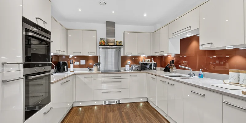 Woolf Drive, Wokingham, RG40 - Image 3