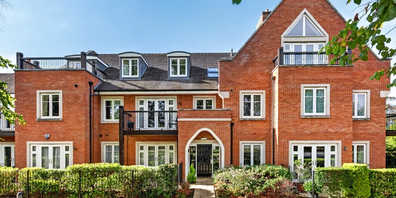 Woolf Drive, Wokingham, RG40 - Image 2
