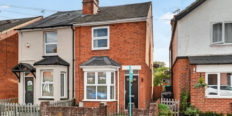2 bedroom semi-detached for sale