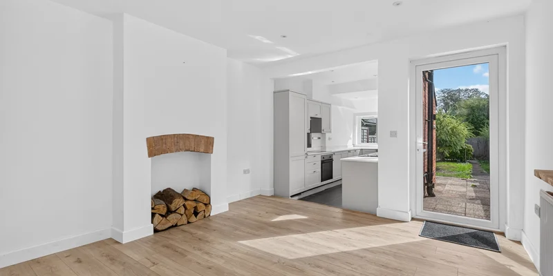 Wescott Road, Wokingham, RG40 - Image 2