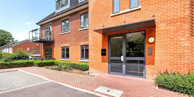 Watermint Place, Wildridings Road, Bracknell, RG12 - Image 2