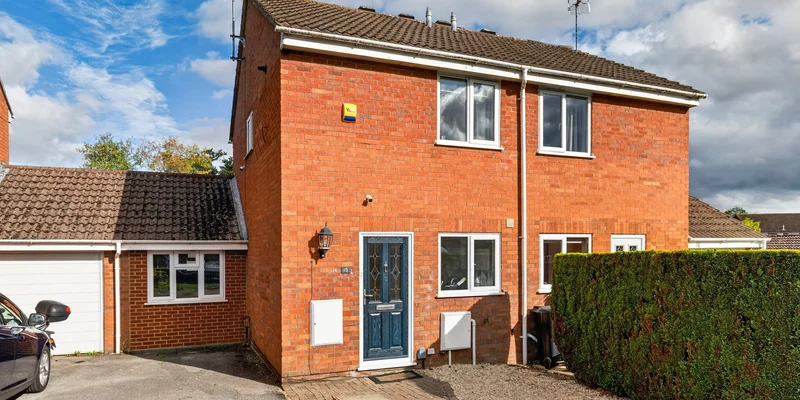3 bedroom semi-detached for sale