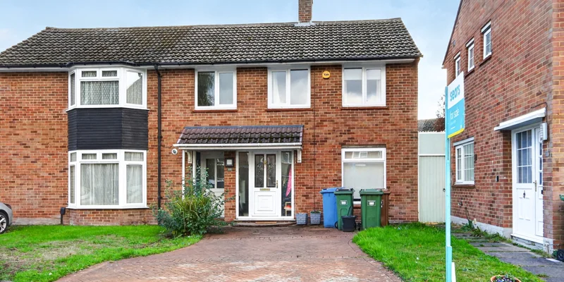 3 bedroom semi-detached for sale